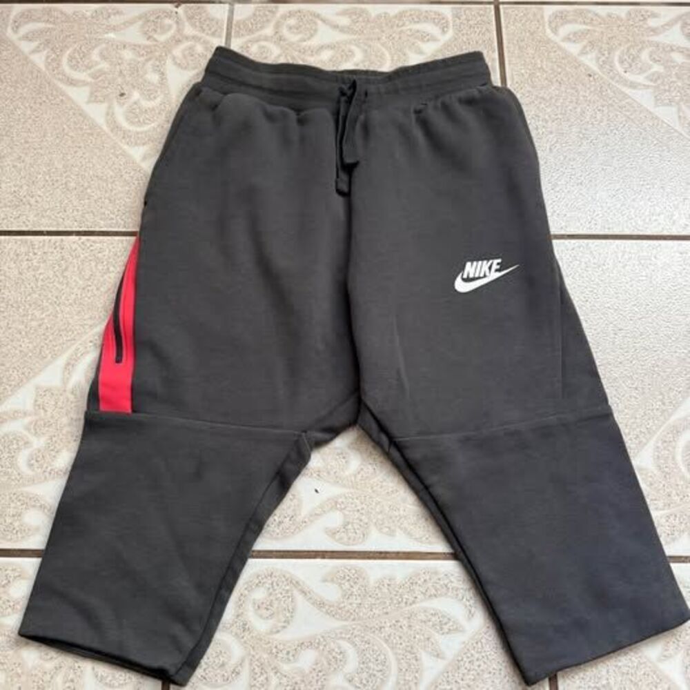 Nike Tech Kids Fleece Shorts Gray Youth Boys Size Medium